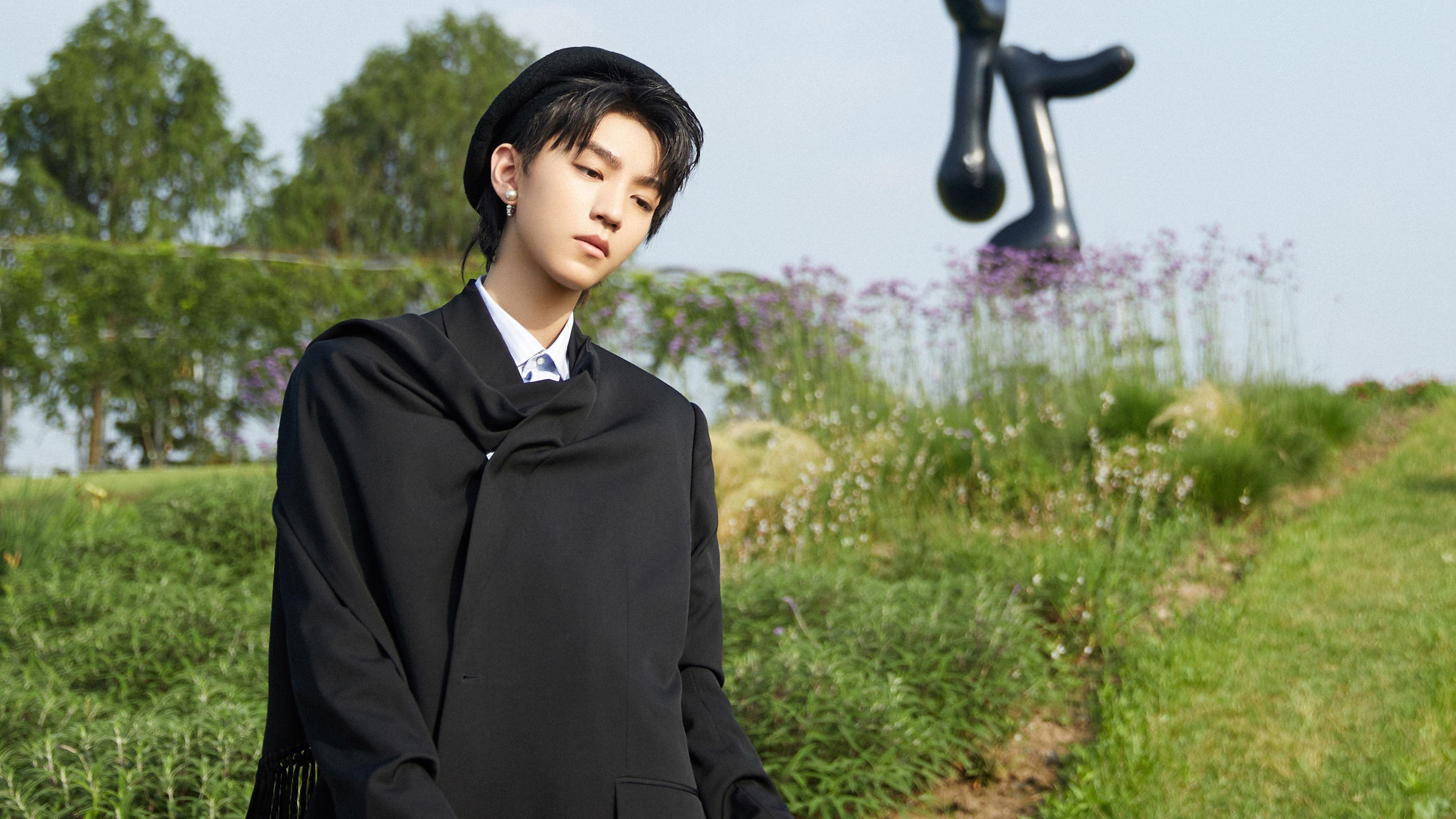 墨西哥队中场贝尔特拉在巴黎奥运会上展现出强大的进攻组织能力