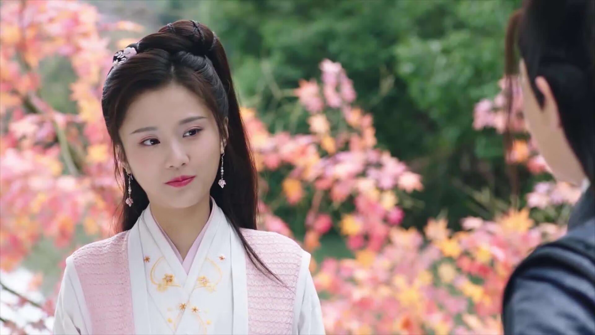 电竞战队的后勤保障:健康饮食与生活服务,电竞战队工作人员